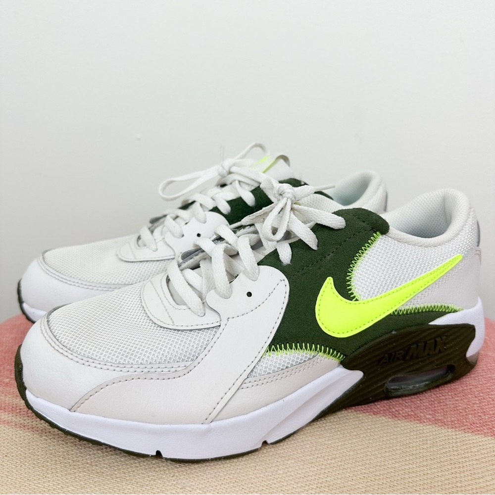 Nike Air Max Excee Sneaker